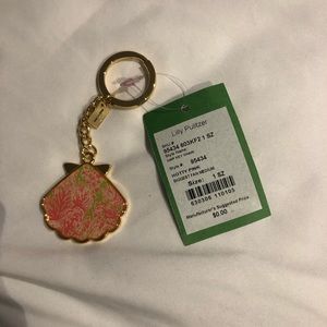 Lily Pulitzer shell keychain